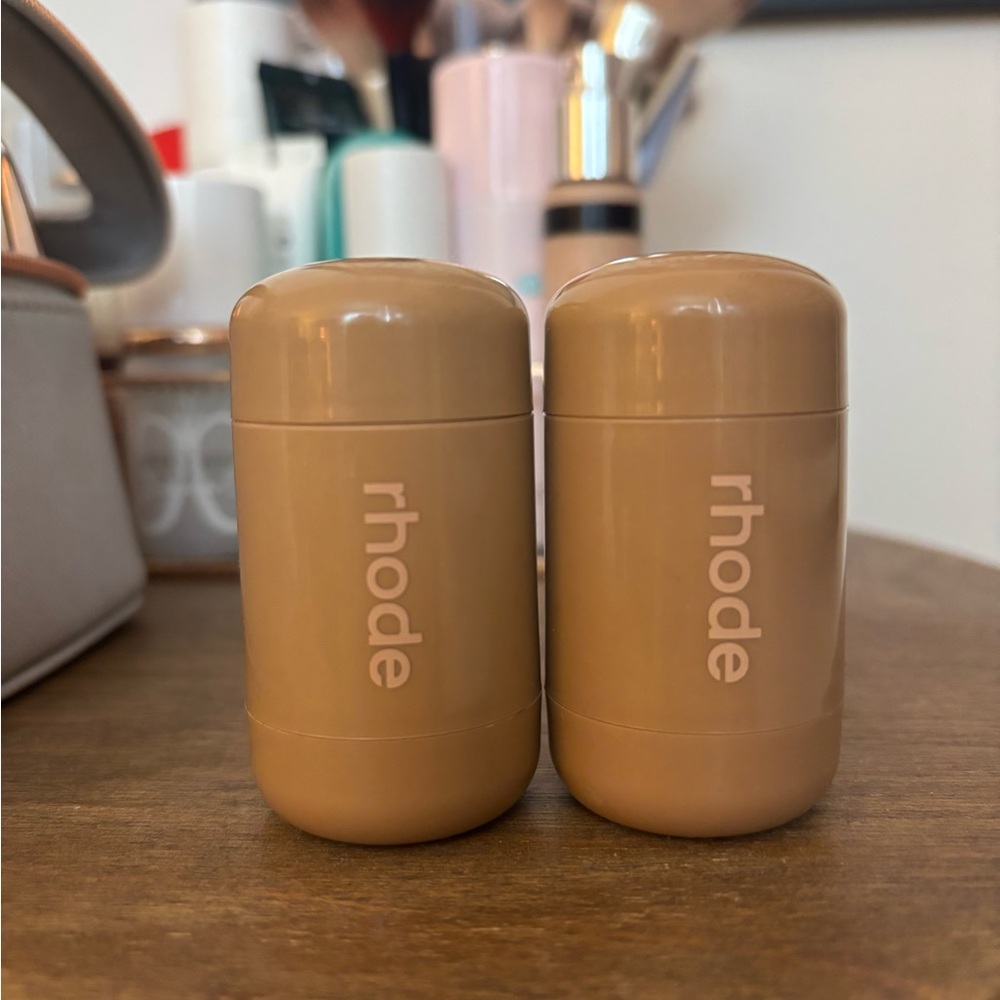 Rhode Date Cate and Sleepy Girl Pocket Blush